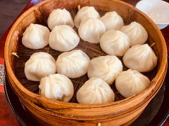 鲜肉小笼-公园饭店