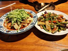 -柴窝堡22号辣子鸡·传承新疆菜