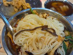 -柳州肥姨妈大骨螺蛳粉(东靖路店)