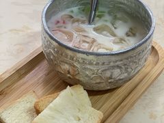 泡鲁达-啰啰冰屋(景洪总店)