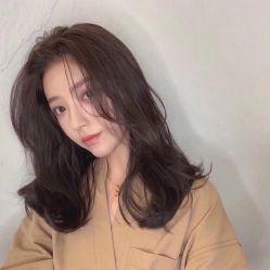 -明洞造型精品烫染