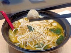 -灵芝妹子海鲜米线(劳动公园店)