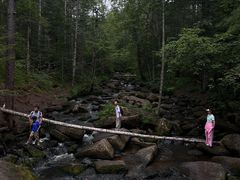 -汤旺河林海奇石景区