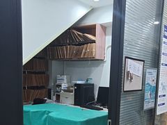 -瑞派天使宠物医院·神经外科·骨科·核磁CT(洛川中路店)