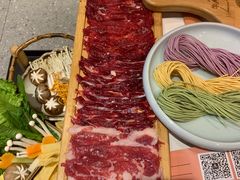 -牛人日志·鲜牛肉骨汤火锅(万科里瑧店)