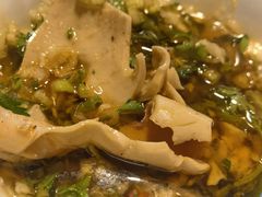 黄喉-九尺赵老四鲜鹅肠火锅
