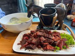 -乔家小院•非遗驴肉•青岛菜(滨河路店)
