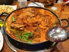土豆排骨火锅-喇喇排骨火锅·传统韩式脊骨汤(望京西园总店)