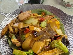 -天天向上素食餐厅(五台山店)