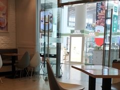 靠窗位-满记甜品(荟聚购物中心店)