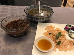 龙井虾仁-山外山菜馆(玉泉路店)