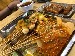 红汤串串-嗜辣吃客