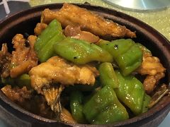 三文鱼骨焖苦瓜-联邦酒楼