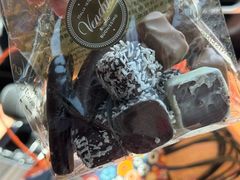 -VENCHI 闻绮(北京国贸商城店)