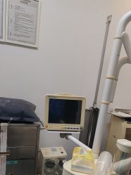 -瑞丽口腔·美学矫正中心