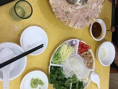 -官塘陈记鱼生·潮汕砂锅粥·牛肉火锅(潮枫路总店)