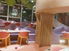 -水桶王国主题餐厅·聚会·生日派对·亲子活动·家庭套餐(亚龙湾希尔顿店)