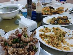 -红月湾海鲜饭店•沙滩海景(双月湾店)