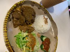 -Win's Indonesian Restaurant