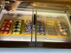 冰激凌球-上海东方佘山翰悦阁酒店·Vie全日制餐厅