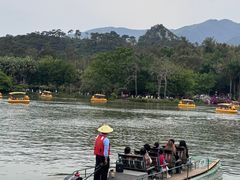 -星湖旅游景区七星岩