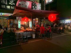 -六合夜市