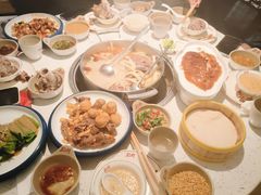 -三人行骨头王火锅(长寿店)