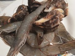 -领鲜活海鲜榴莲自助火锅(东门店)