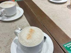 -阿维斯咖啡(镜湖店)