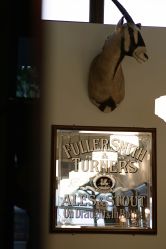 -IMUSE BARBER SHOP