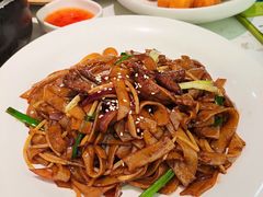 干炒牛河-大树餐厅(万达创始店)