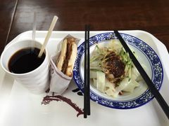 -陕西名小吃(T3航站楼一店)