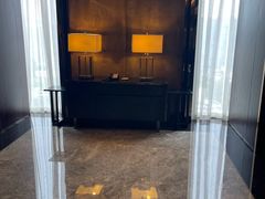 -广州天河希尔顿酒店