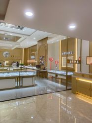 -万宝金楼(威海路店)