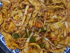 辣白菜炒猫耳朵-后卫寨猫耳朵(后卫寨店)