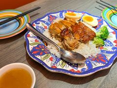 豉油鸡烧鸭拼盘饭-玛嘉烈(北京金融街店)
