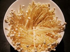 -左庭右院鲜牛肉火锅(金山万达店)