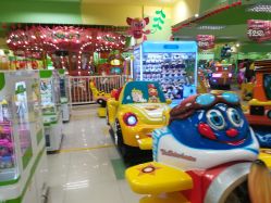 -莫莉幻想儿童乐园(绍兴金帝银泰城店)