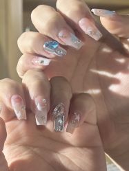 -UGIRL有个美甲