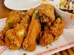 辣鸡分类-悠航SLOWBOAT(三里屯店)