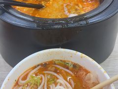 -花馬肆.云南过桥米线(汉神购物广场现场熬汤店)