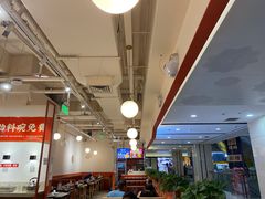 大堂-鸡遇虾煲干锅火锅(小寨金莎店)