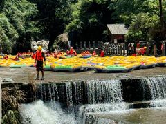 -平江沱龙峡漂流