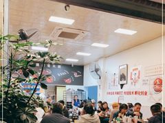 大堂-黄潇洒老火锅(九眼桥宏济巷店)