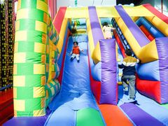 -蒙特利亲子乐园