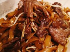 炒牛河-美食店(华贵路店)