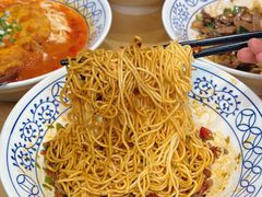 -李与白包子铺(桐梓林店)