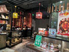-三个四川人火锅(华联商厦店)