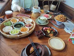 -包整·丝娃娃(甲秀楼景观店)