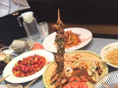 -肥肥虾庄·金牌油焖大虾(东湖欢乐谷店)